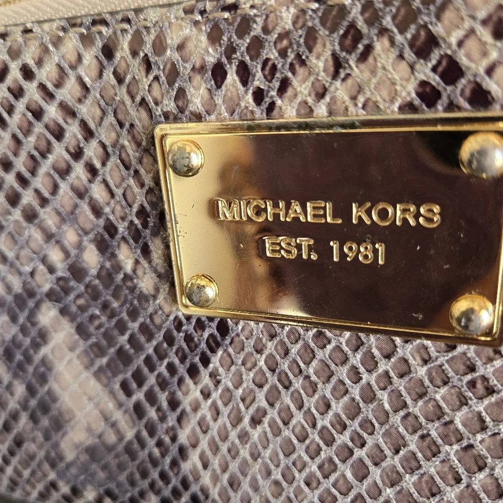 Michael Kors Snakeskin Print Wallet - Picture 4 of 12